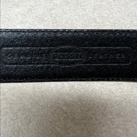 Black Leather Belt with Silver Buckle fossil size M - Picture 5 of 6
